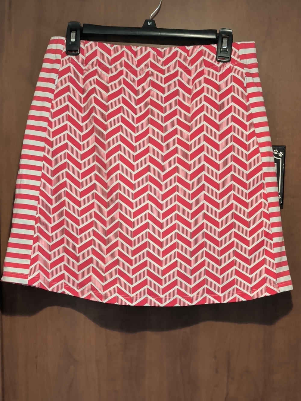 J. McLaughlin Women’s Coral Chevron Golf Skort with Stripe Side Panels